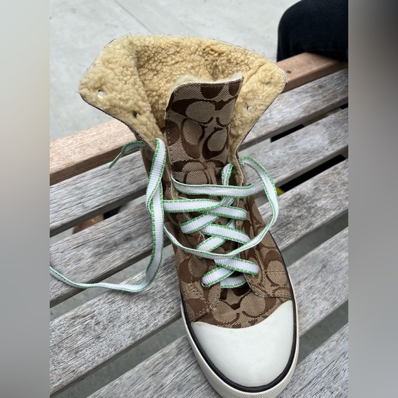 Brown High-Top Sneakers with Shearling Lining COACH, clean sz 8.5, unique - Picture 1 of 6